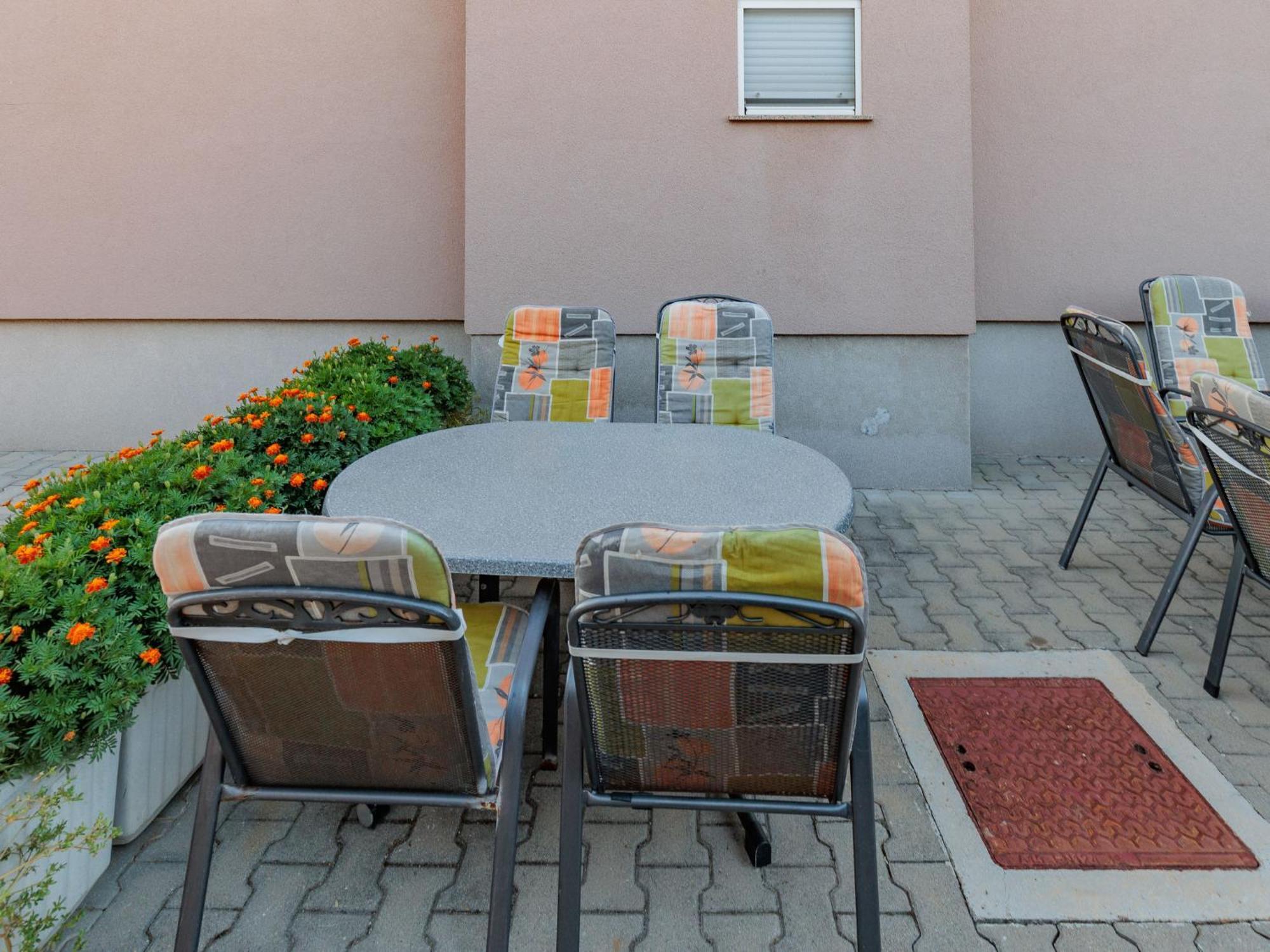 Apartment Mlasina-6 By Interhome Нин Экстерьер фото